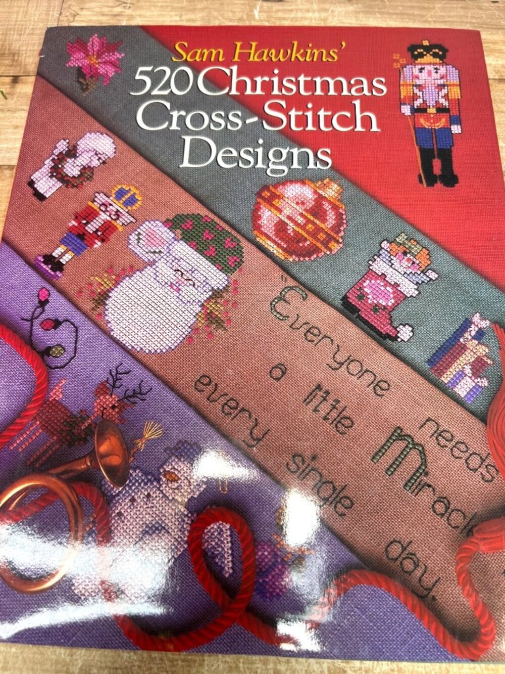 Sam Hawkins 520 Christmas Cross-Stitch Designs Book For Holiday Crafts